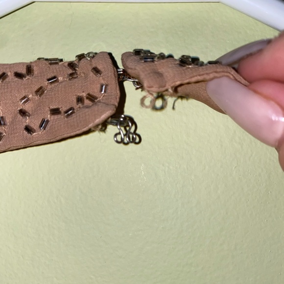 Fancy little mini with key hole back - Picture 3 of 3